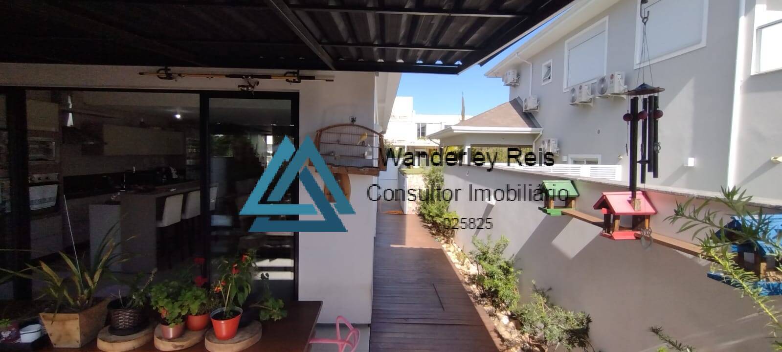 Casa à venda com 3 quartos, 215m² - Foto 3