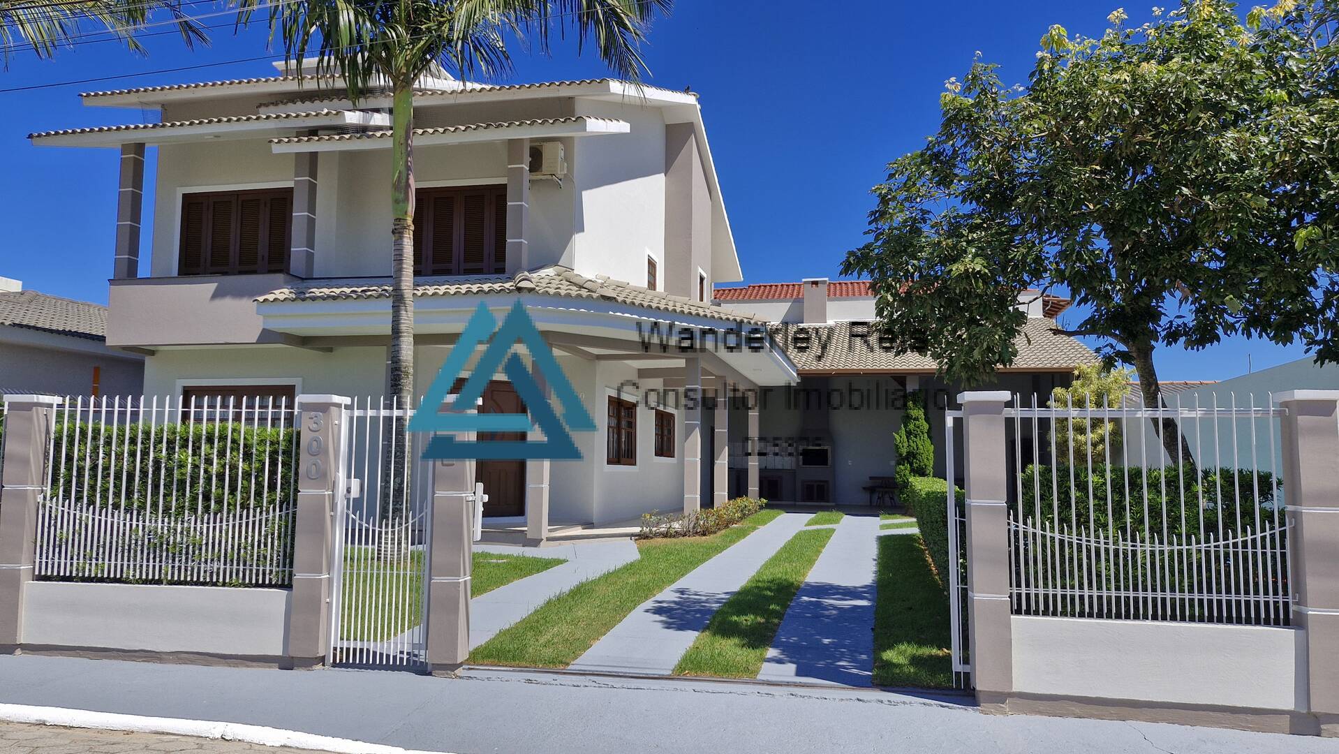Casa, 3 quartos, 240 m² - Foto 3