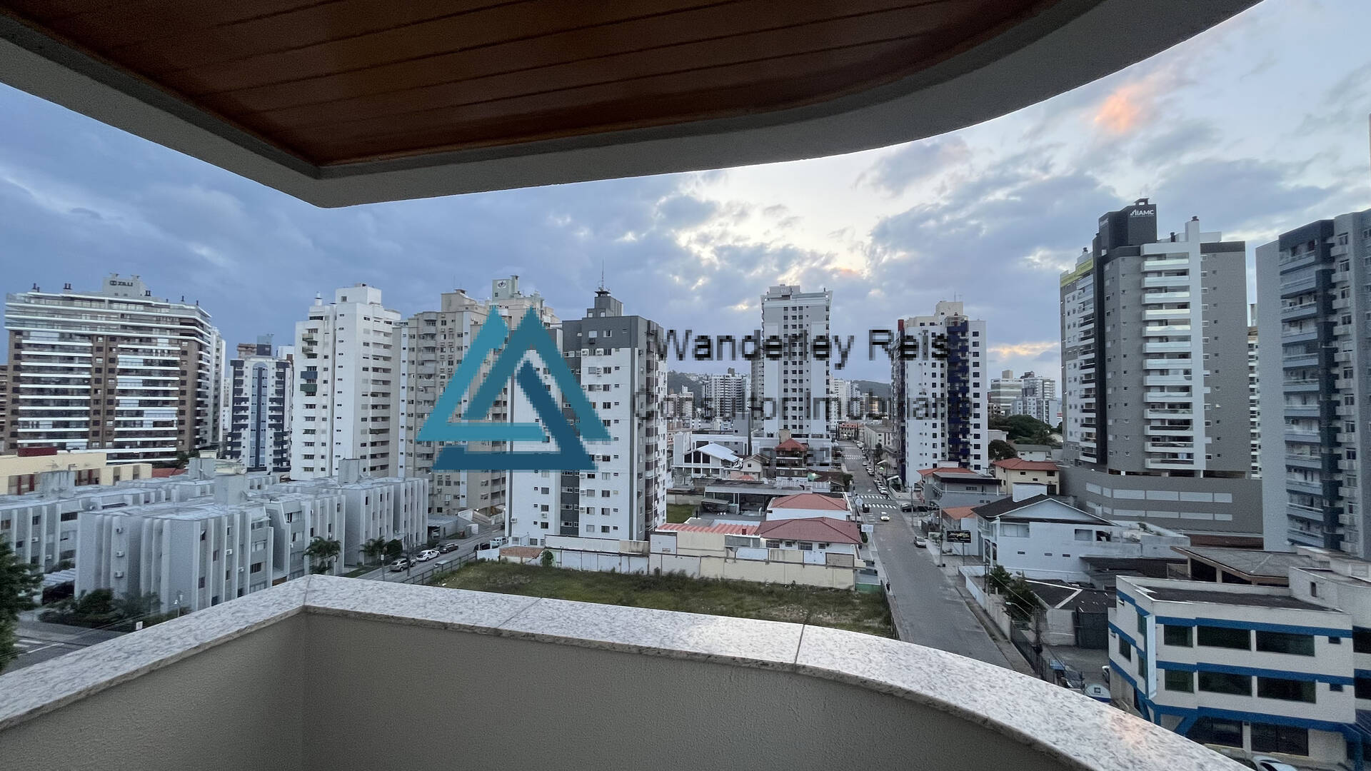 Apartamento, 4 quartos, 128 m² - Foto 1