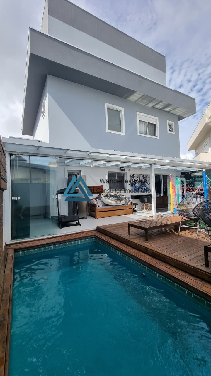 Casa, 3 quartos, 245 m² - Foto 2