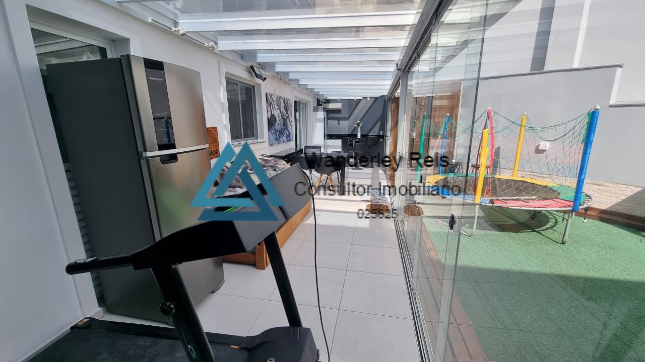 Casa, 3 quartos, 245 m² - Foto 3