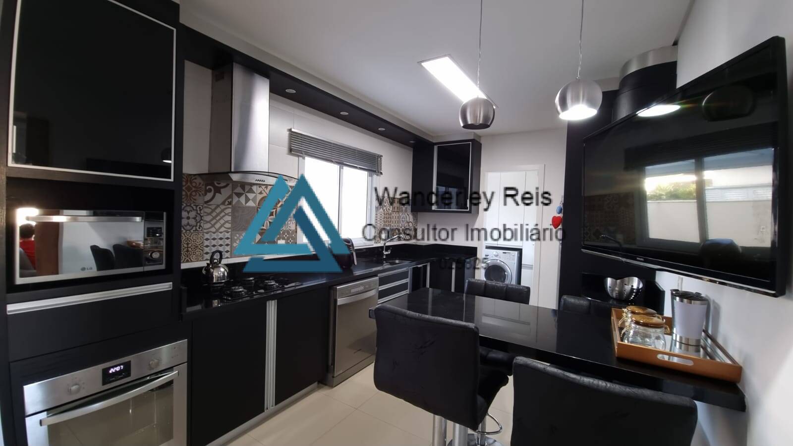 Casa, 3 quartos, 245 m² - Foto 38