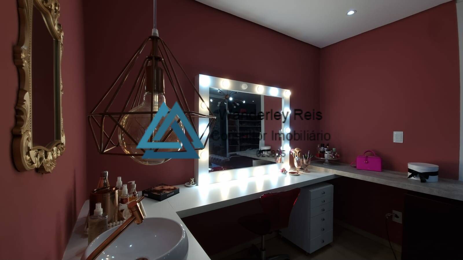 Casa, 3 quartos, 245 m² - Foto 47